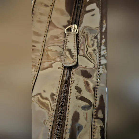 Guess Brown Signature Shoulder Tote Bag - Picture 15 of 15